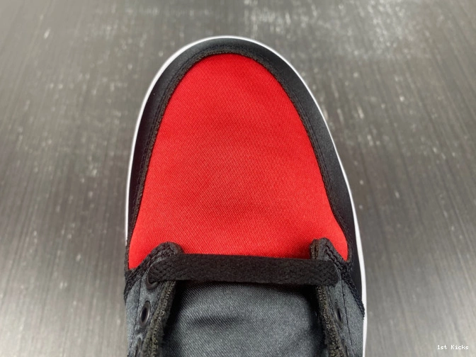 FD4810-061 1 Satin High Jordan WMNS Bred OG Air 0520